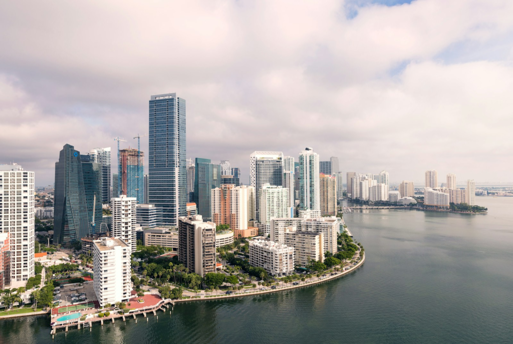 Navigating South Florida Real Estate
